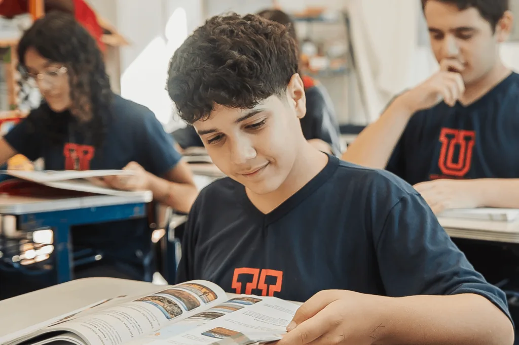 Estudantes dos Anos Finais em sala de aula